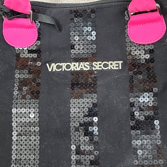 Victoria's Secret Travel Bag Black/Pink - Picture 10 of 11